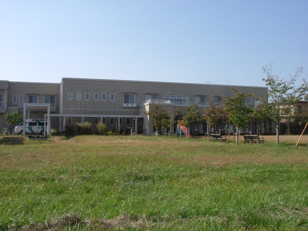 社会福祉法人ファミリーケアサービス　特別養護老人ホームすこやか森の家の求人画像