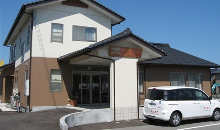 株式会社ALWAYS　デイサービス　花いちごの求人画像