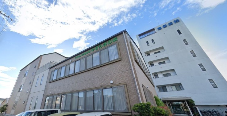 医療法人社団みどり会　介護老人保健施設やすらぎの森の求人画像