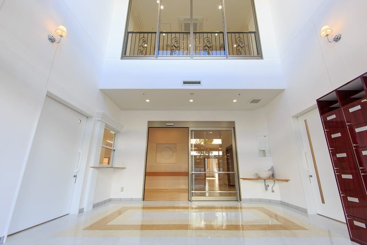 医療法人青樹会　住宅型有料老人ホームシニア・メゾンエミレーツの求人画像